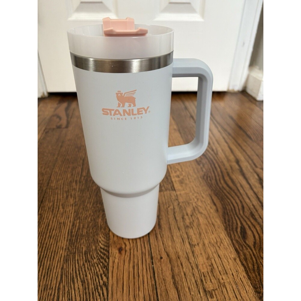 Stanley Quencher H2.0 FlowState 40 oz Tumbler White Pink No Straw Cup Handle